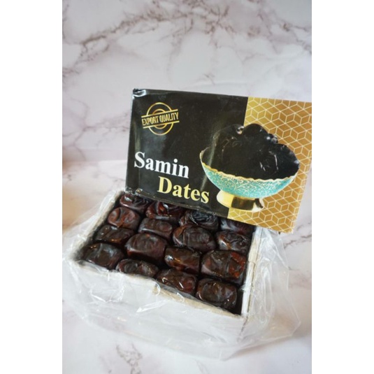 

Kurma Anggur BAM Black Diamond 500gram Fresh Quality Kurma Madu