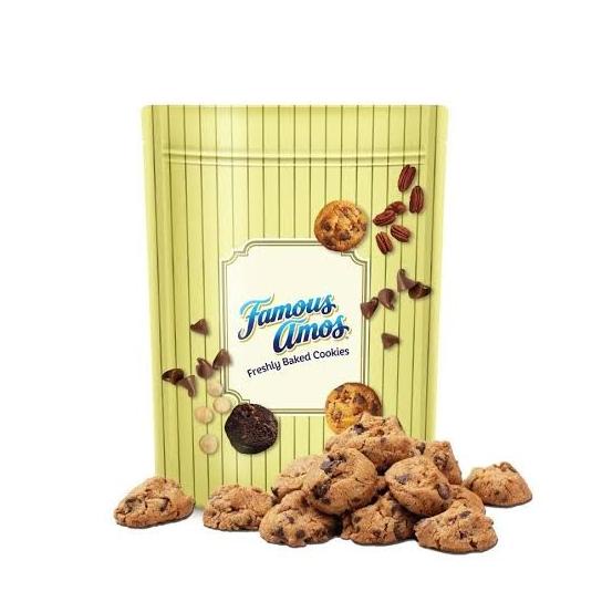 

FAMOUS AMOS Freshly Baked Cookies Bags