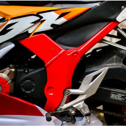 cover deltabox cbr 150R atau tutup rangka cbr cover delta box buat new cbr 150r facelift k45g k45n