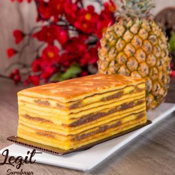 

KUE KERING LARITTA LEGIT SURABAYA LAPIS LEGIT NASTAR QUEEN 7,5CM X 15CM EL09I09A82L