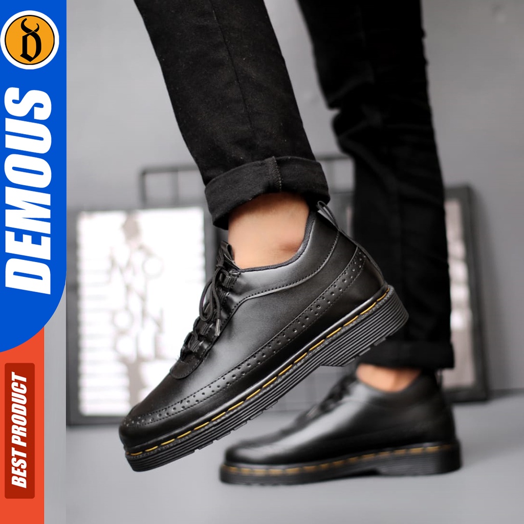 DEMOUS Invoker - Sepatu Pantofel Formal Docmart Low Boots Kerja Pria