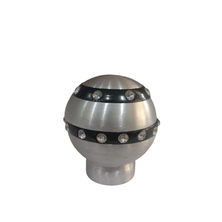 Gear Knob Momo Metal Kombinasi Diamonds Import