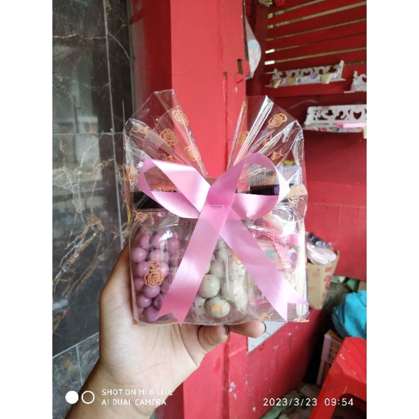 

Parcel Coklat Mini isi uang THR