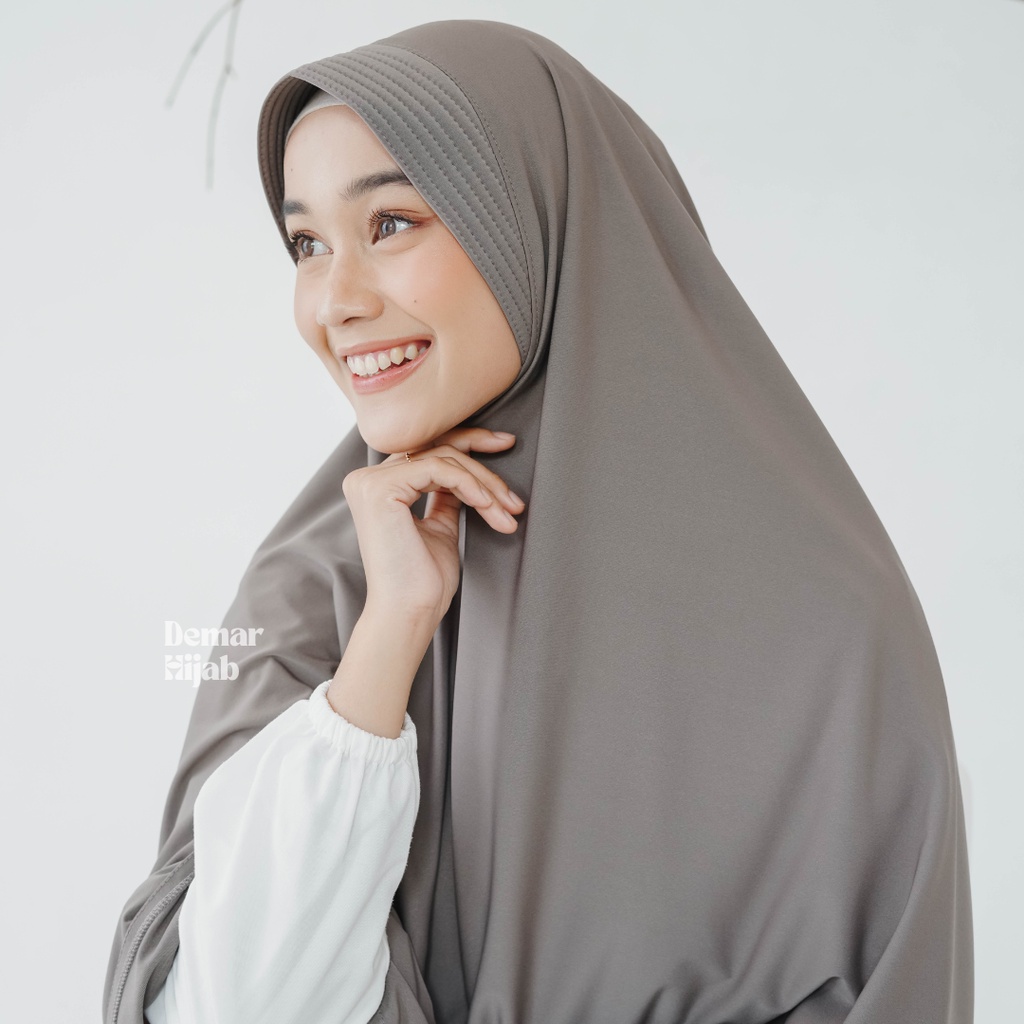 Demar Hijab - Samaira (Hijab Bergo Jumbo Pet Jersey Super Premium)