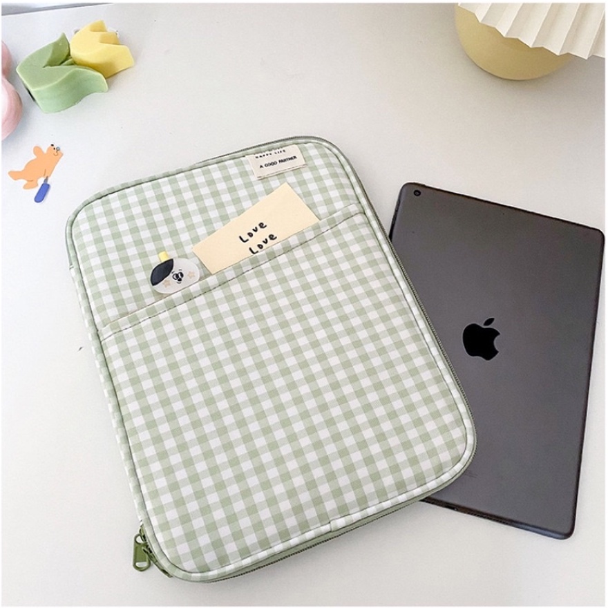 (MC05) JOLINEOFFICIAL IPAD SLEEVE / TAS SARUNG TABLET LAPTOP MACBOOK 11 13 INCH LENOVO ASUS ACER HP HUAWEI / POUCH NOTEBOOK KOREAN STYLE / TEMPAT CASE AESTHETIC WANITA BAHAN PREMIUM TEBAL / TAS LAPTOP MURAH BERKUALITAS