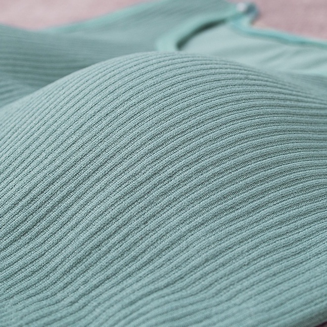 MMM Tank Top Set Celana Olahraga Wanita 6574 Model Vneck Sport Wanita One Set Tanktop Celana Pendek BH Push Up Wanita Tanpa Kawat Elastis Pakaian Dalam Yoga Wanita Murah Import