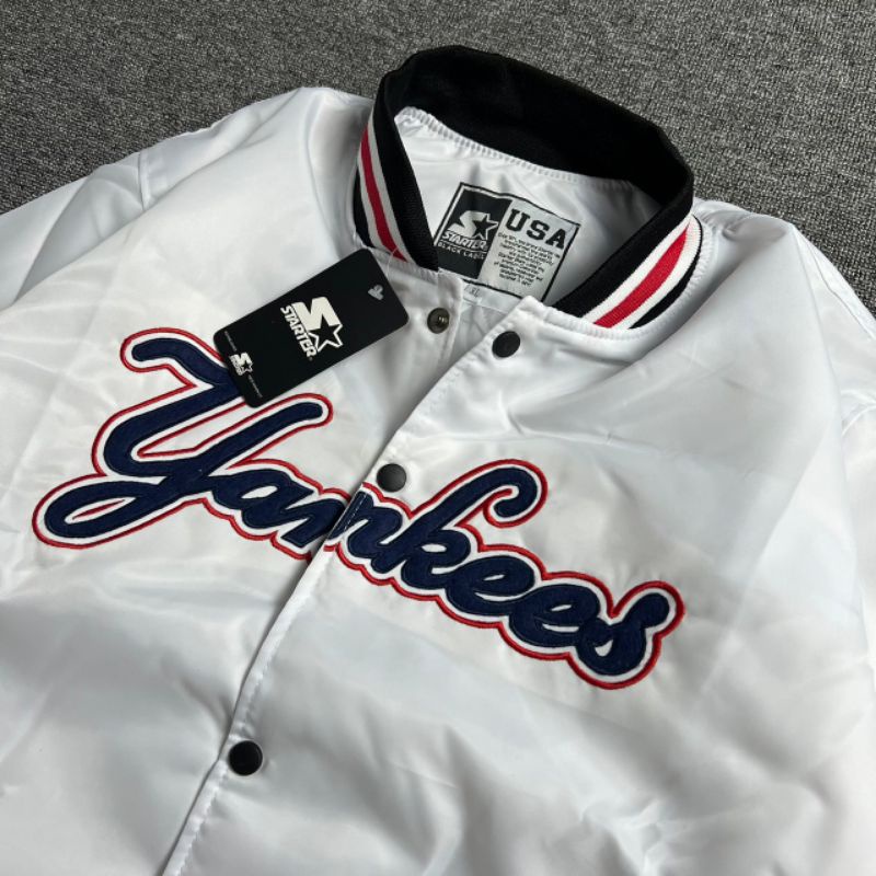 JAKET BOMBER VARSITY YANKESS WHITE BORDIR FULL TAG LABEL CASUAL HYPE