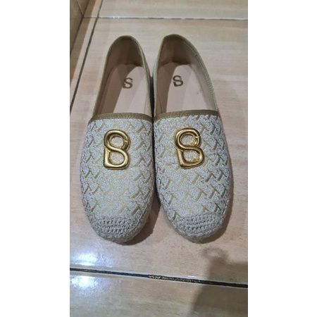 bimu espadrilles Buttonscarves