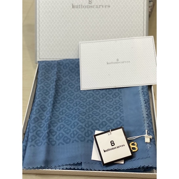 preloved tapis voal buttonscarves