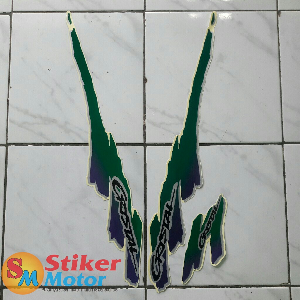 sticker  motor suzuki crystal tune 1994 hijau