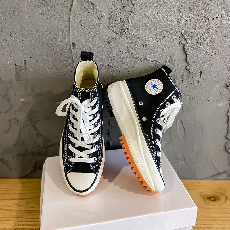 SEPATU WANITA KANVAS JISUNG SNEAKERS BOOTS CEWEK SPORT SHOES ANAK SEKOLAH HITAM DAN PUTIH IMPOR