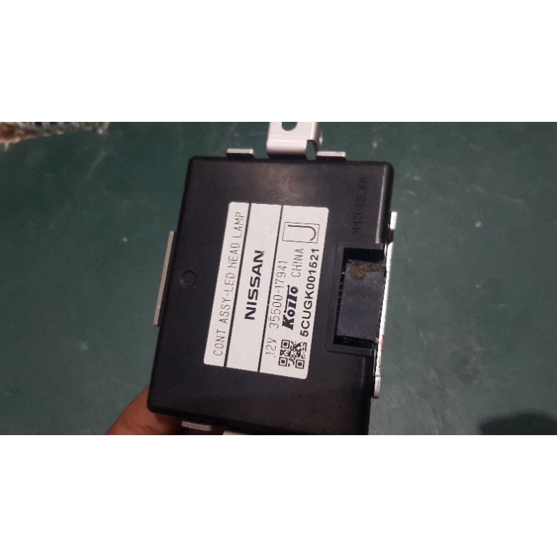 Driver led headlamp lampu depan Nissan Xtrail