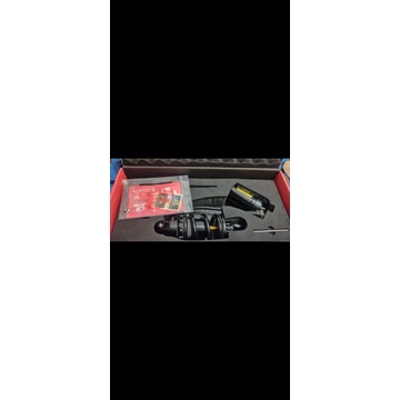 SHOCK RCB PREMIUM BLACK MX KING