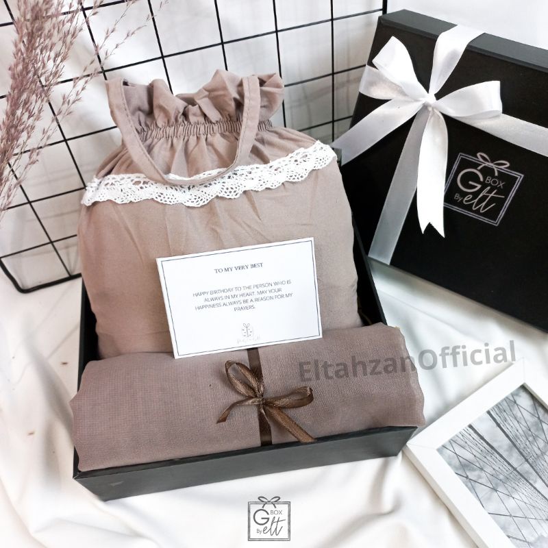 HAMPERS MUKENA DEWASA TRAVELING 2 In 1 PREMIUM  GIFT BOX CEWEK KADO MUKENA BLACK WHITE KADO PERNIKAHAN HADIAH WISUDA KADO ULANG TAHUN