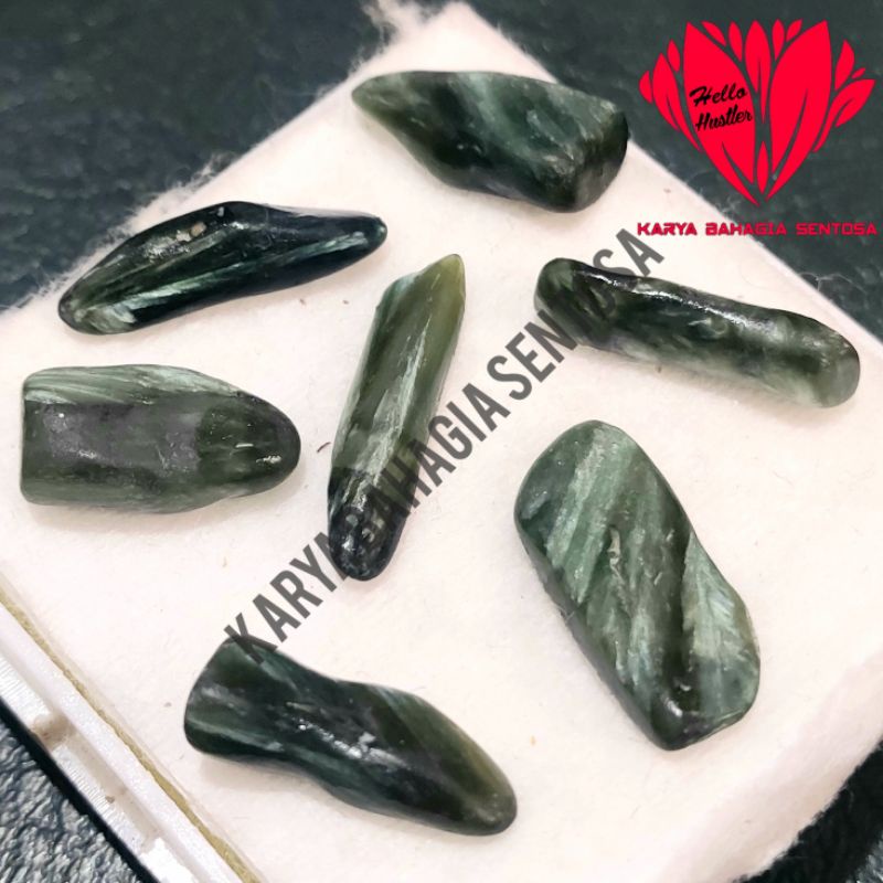 Batu Permata Maung Bodas Eyang Prabu Siliwangi Batu Bulu Macan Natural Alami Classical Collection