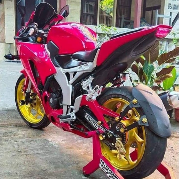 Body belakang cbr lokal 150 k45 k45a model cbr 1000