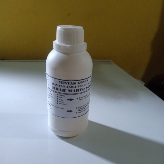 Minyak gosok Mbah Marto solo