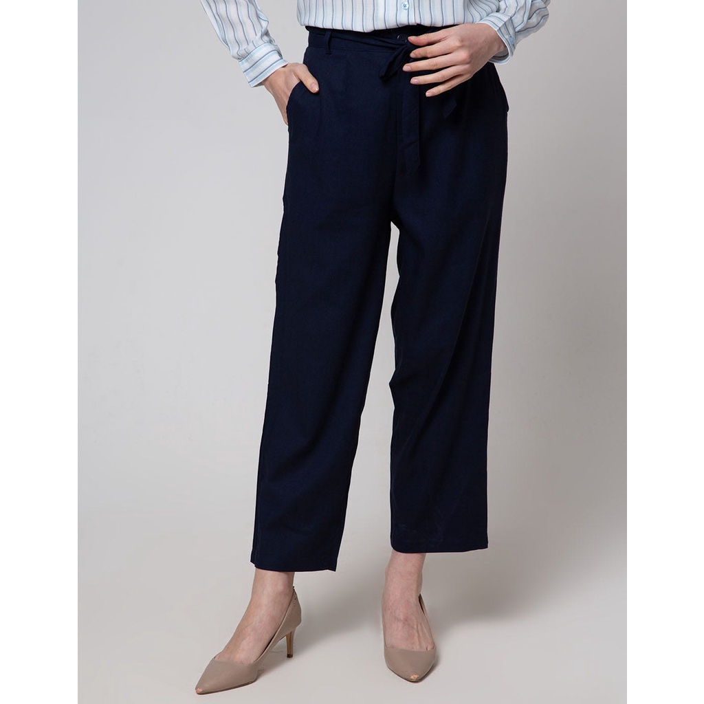 Geela Stright Leg Celana Wanita 117394830