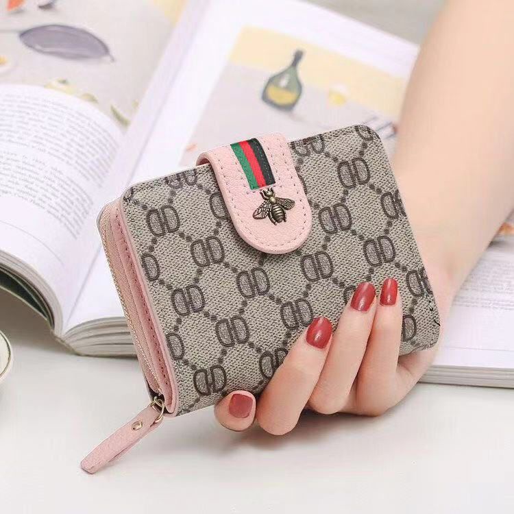 Sera Net Merah Baru Versi Jepang dan Korea dari All-Match Card Wallet Dompet Wanita Ritsleting Pendek Dompet Koin Kecil Dompet Wanita Lucu Retro