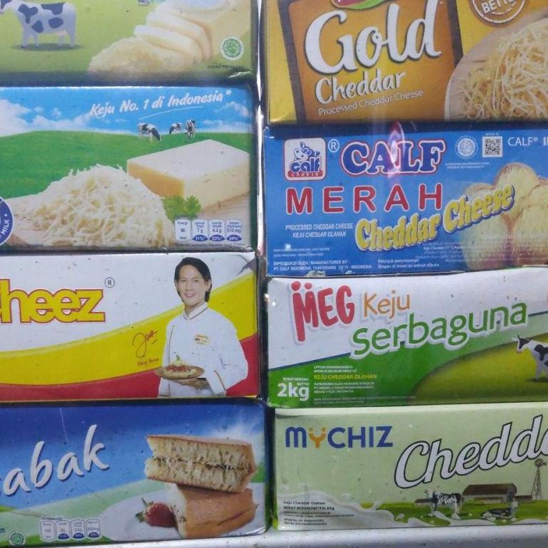 

Dijamin Ori>/ keju cheddar chedar 1kg MURAH potongan merk calf merah kraft wincheez meg dan lain lain