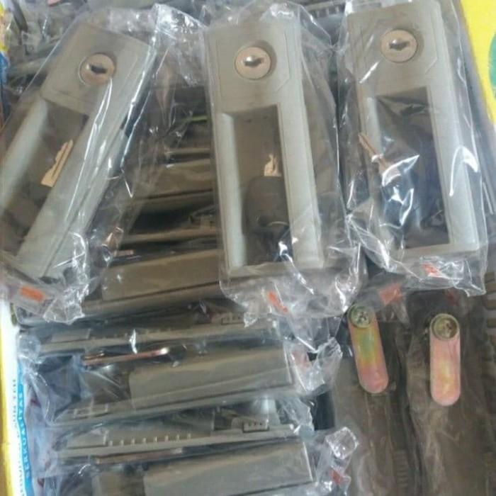 

Terlaris Rak Kunci Loker Locker Merk Lion