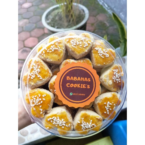 

KUCANG KUE KACANG BABANAS COOKIE'S