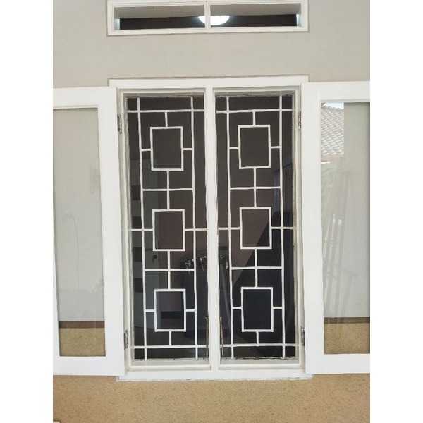 pintu tralis minimalis