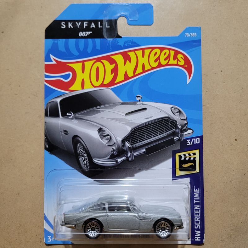 HOT WHEELS [ KEMASAN KERUT/TEKUK ] ASTON MARTIN 1963 DB5 / HW SCREEN TIME [ SILVER SKYFALL 007 ]