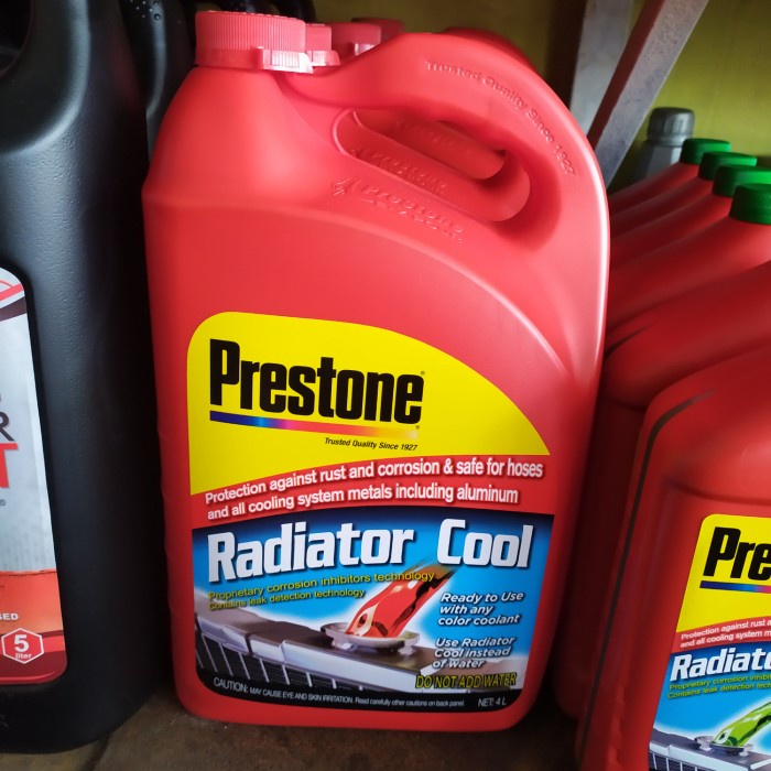 Terlaris Air Radiator Coolant Prestone 4Lt