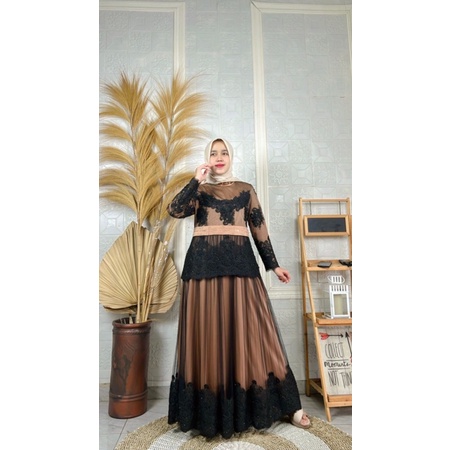 PRELOVED GAMIS/DRESS JAHIT SENDIRI HITAM/LEBARAN/TUNANGAN/WISUDA