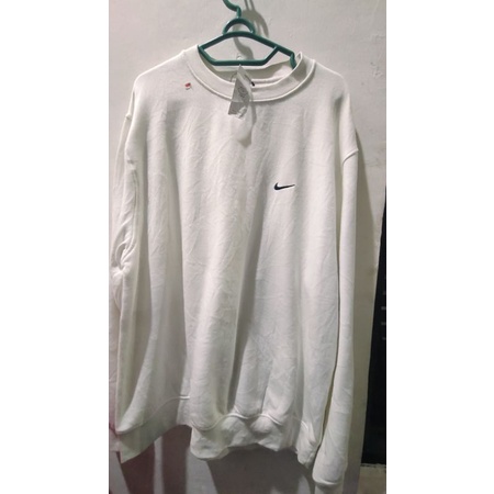 CREWNECK NIKE Like New SECOND BRANDED