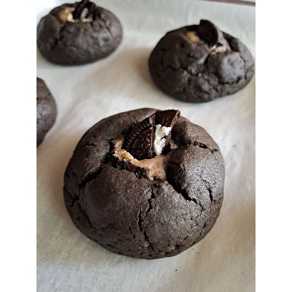 

Black Velvet Cheese Cookies (isi 6 Pcs)
