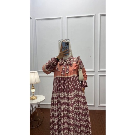 Gamis maxmara silk nanin Alia ruby Annisa fashion kilap velvet satin saten satin roberto cavali