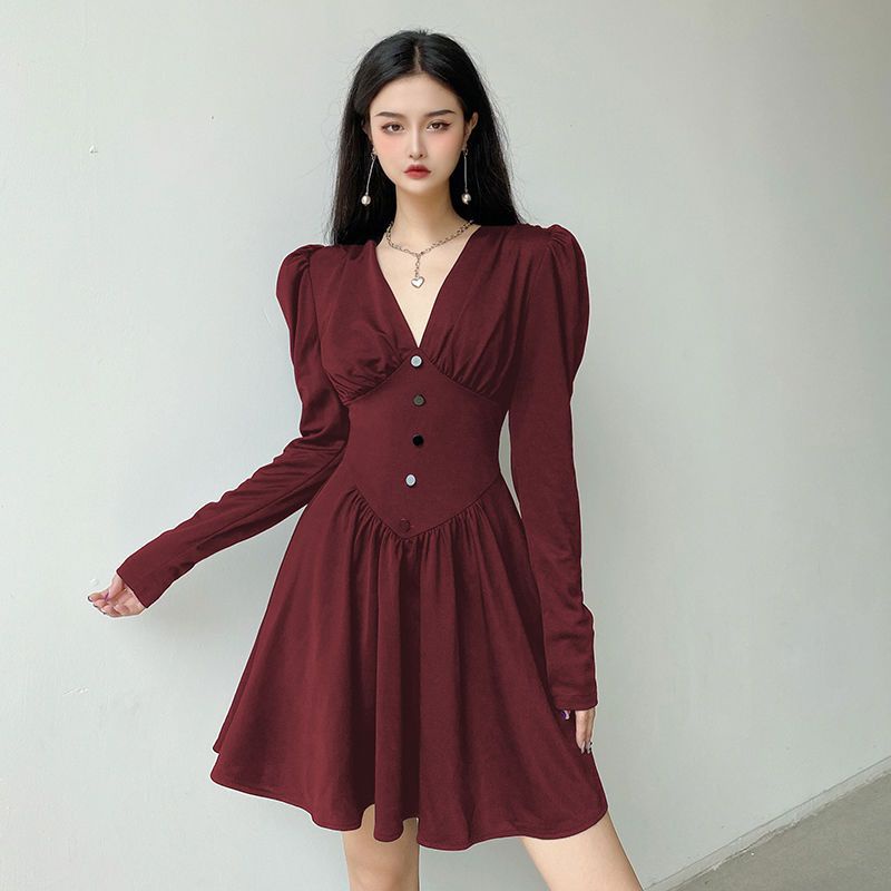 Red Rapcopter Versi Korea dari Temperamen V-Leher Lipit Gaun Pinggang Wanita Kancing Langsing Lengan Panjang Tutu Rok Tide