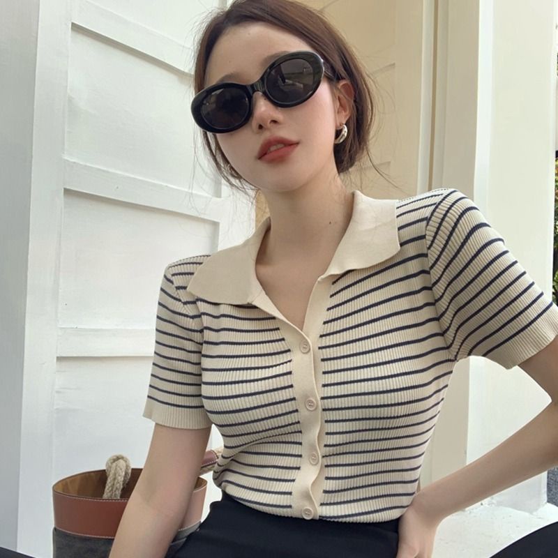 Red 2023 Musim Panas Baru Bergaris Es Sutra Lengan Pendek T-shirt Wanita Polo Shirt Slim dan Temperamen Rajutan Cardigan Top