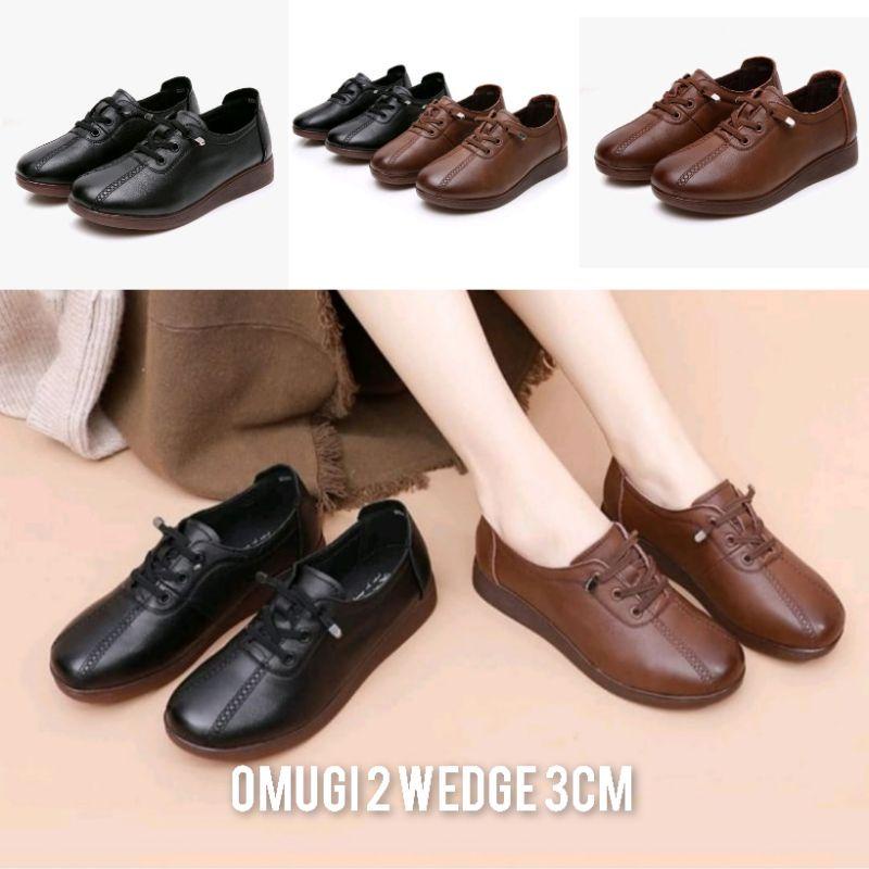 SEPATU CLARKS OMUGI 2 WEDGE 3CM