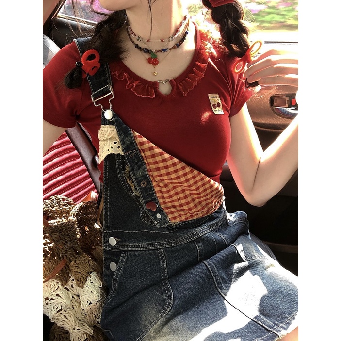 Red American retro sweet and spicy girl student print kaos lengan pendek wanita all-match design sense niche slim short top