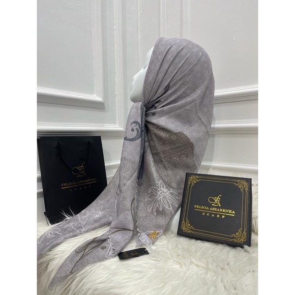 felicia azarenka scarf