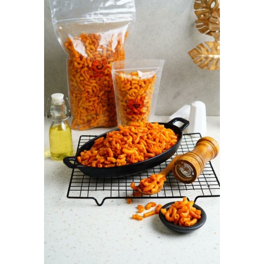 

Makaroni Pedas / Asin / MIX 350 gram