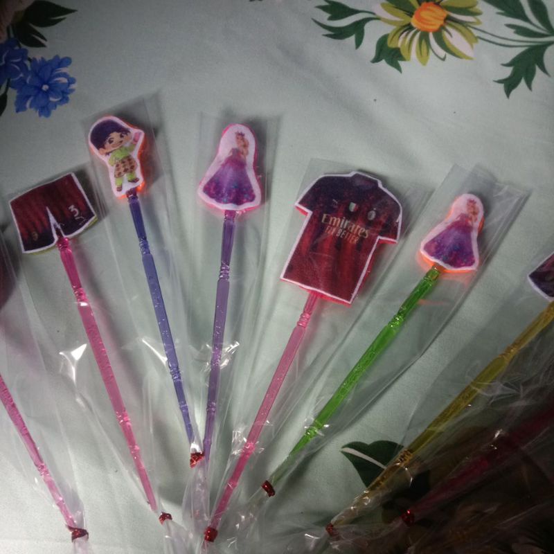 

Tuding Ngaji & Pensil Karakter