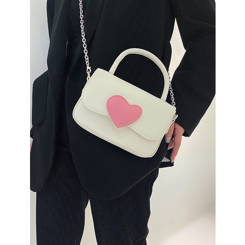 Red 2022 musim panas baru merah muda cinta warna hit gadis lucu tas persegi kecil fashion high-end tas rantai portabel utusan