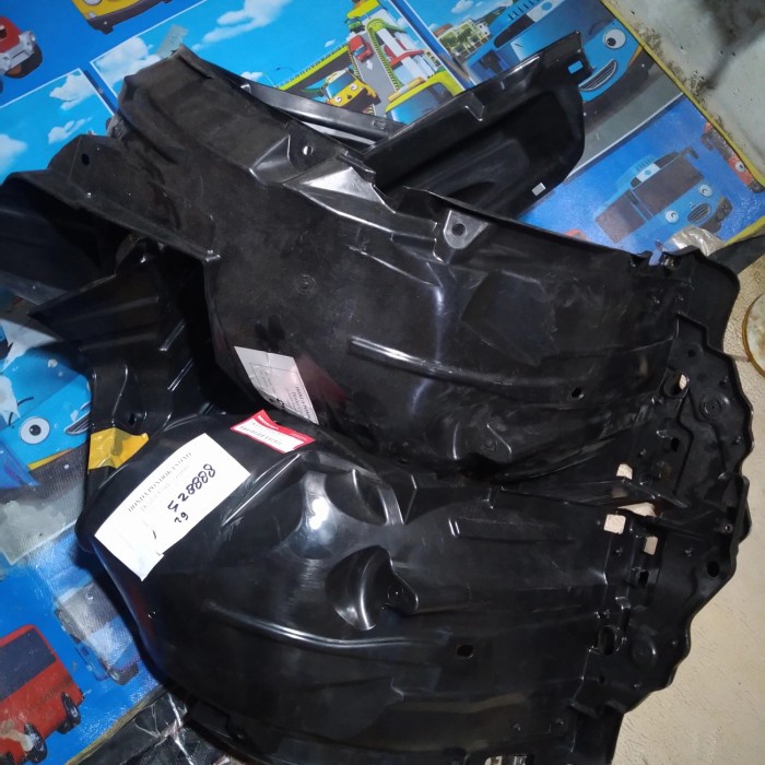 inner fender Mobilio E