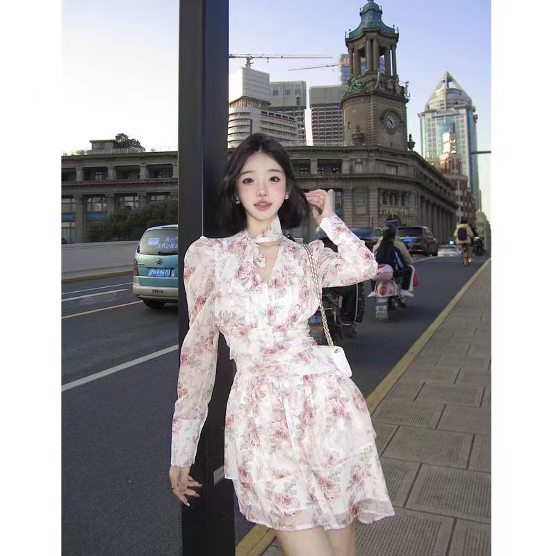 dress floral korea Gaun Bunga Cinta Pertama Manis Rok Pendek Pinggang Tinggi Modis