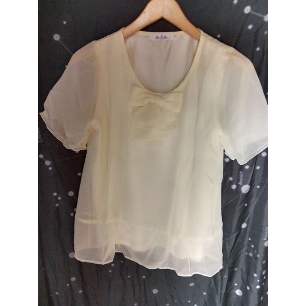 THRIFT BLOUSE LENGAN PENDEK / TOP WANITA
