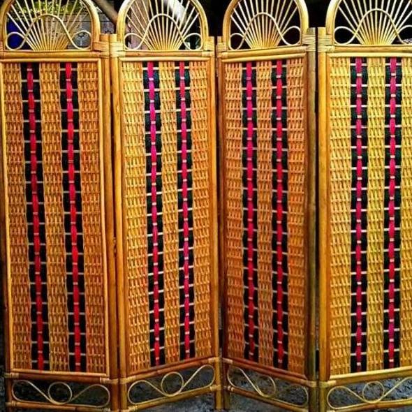 ' Sketsel/Pembatas Ruangan/Partisi/Sekat Ruangan Bahan Rotan 4 Pintu '