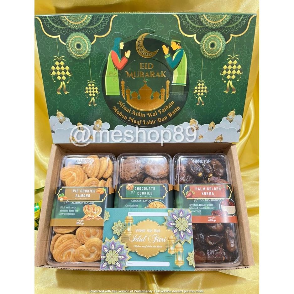 

⚡TOK SIAP 【COD PARCEL HAMPERS LEBARAN IDUL FITRI MODEL SLIDING/ 100% HALAL MUI PARCEL SNACK & COOKIES LEBARAN KUALITAS PREMIUM ISI 3 COOKIES COKLAT, ALMOND COOKIES & KURMA 400GR / BINGKISAN LEBARAN IDUL FITRI / FREE KARTU UCAPAN IDUL FITRI / FREE PACKING