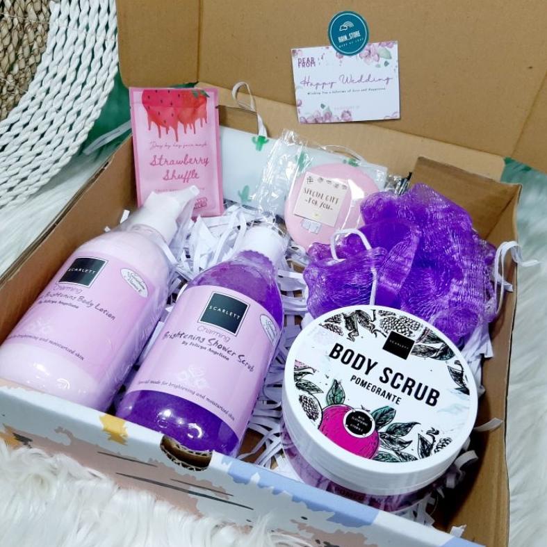 

[KODE 77] HAMPERS GIFT BOX / HAMPERS LEBARAN HAMPERS SCARLETT WHITENING/ HAMPERS BIRTHDAY/HAMPERS GRADUATION