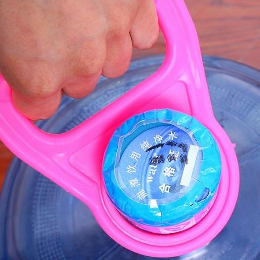 Alat bantu angkat galon air pengangkat aqua