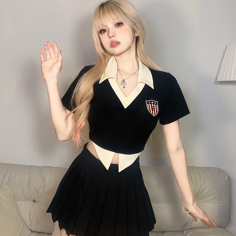 ☊❦cropped top retro pengurangan usia gaya perguruan tinggi penyambungan warna kontras tidak teratur palsu dua potong POLO kerah tipis T-shirt wanita musim panas #COD