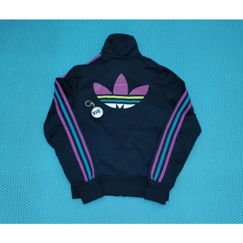 tracktop adidas trifoil big logo